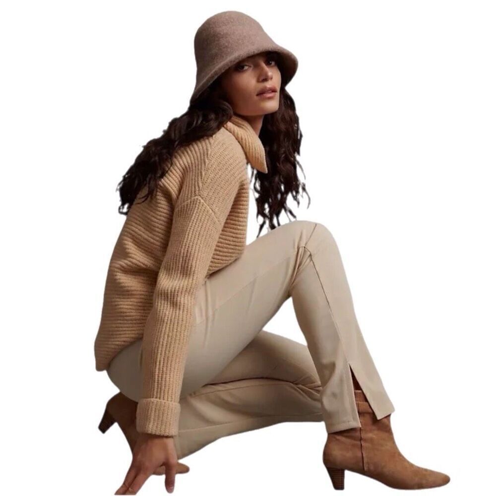 Anthropologie En Saison Cream/Ivory Slim Seamed Slit Hem Pants